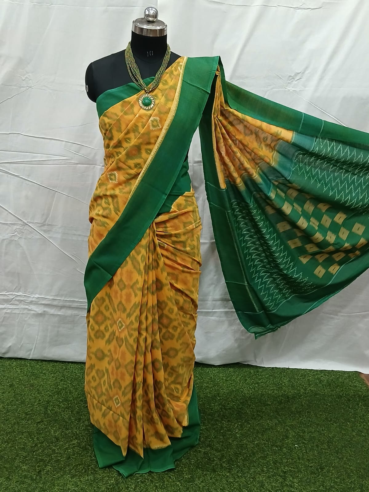 ikkat maciress cotton sarees ikkat maciress cotton sarees